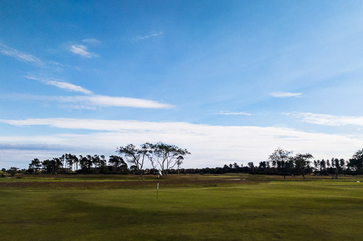 Between Barry Links and Golf Street.