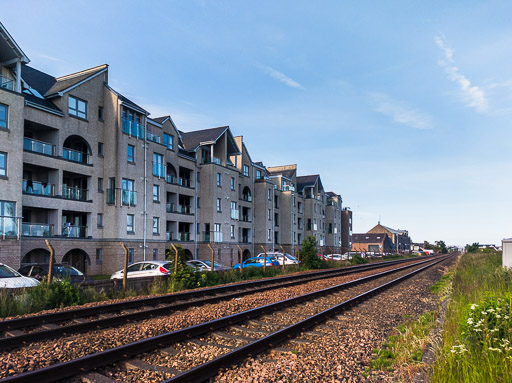 Between Barry Links and Golf Street.