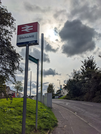 Gilshochill Station.