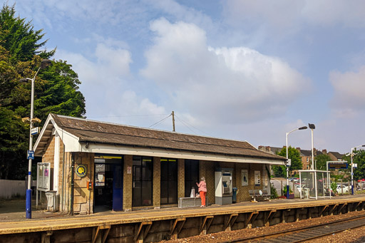 Giffnock Station.