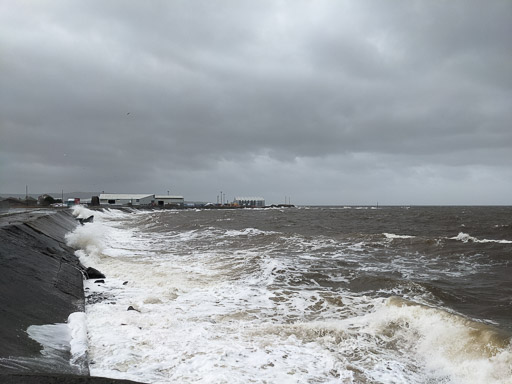 Between Newton-On-Ayr and Prestwick Town.