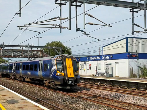 380107 at Hillington West.