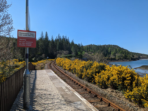 Duncraig Station.