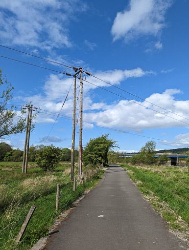 Between Balloch and Dalreoch.