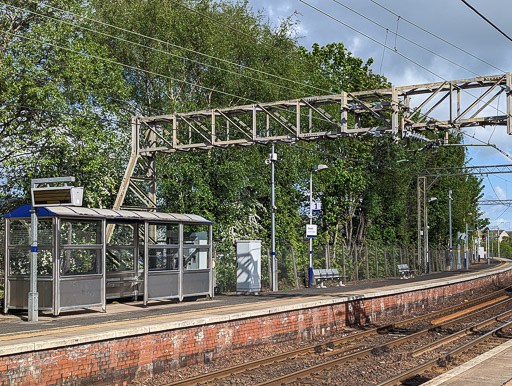 Dalreoch Station.