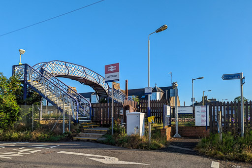 Golf Street Station.