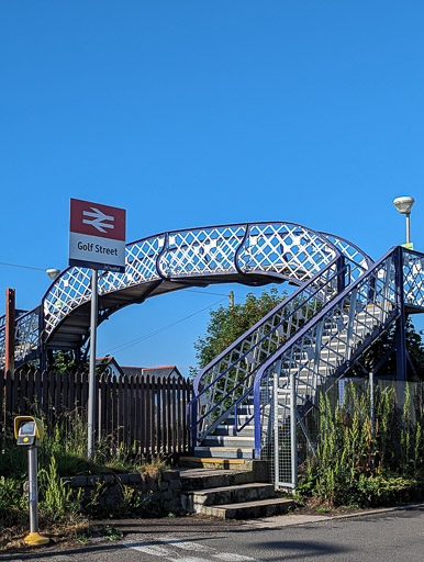 Golf Street Station.