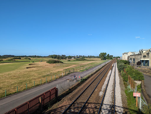 Between Barry Links and Golf Street.