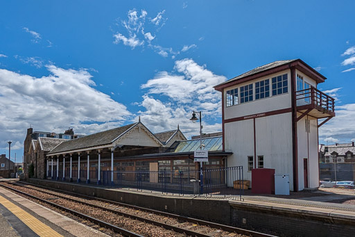 Broughty Ferry Station.