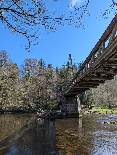 Between Merryton and Chatelherault.
